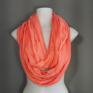 INFINITY SCARF CORAL